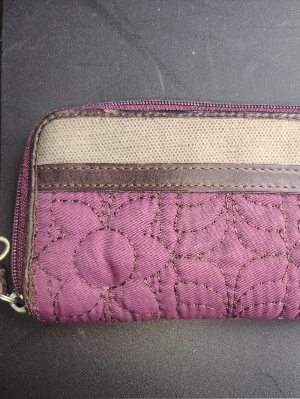 Fossil Quilted Plum and Brown Women's Zip Wallet - Picture 2 of 5